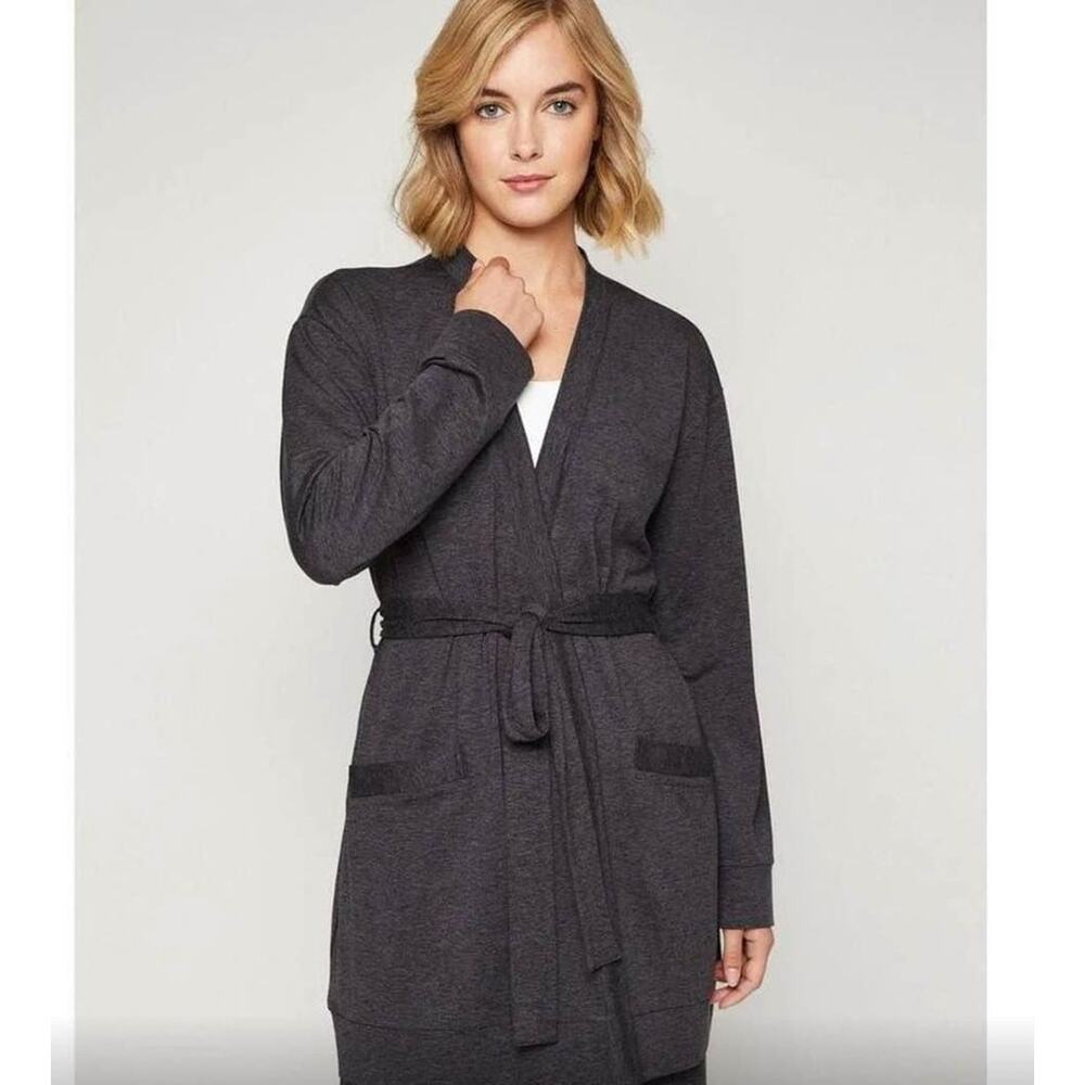 NWT Fashion Forward Women’s Wrap Robe Size Small